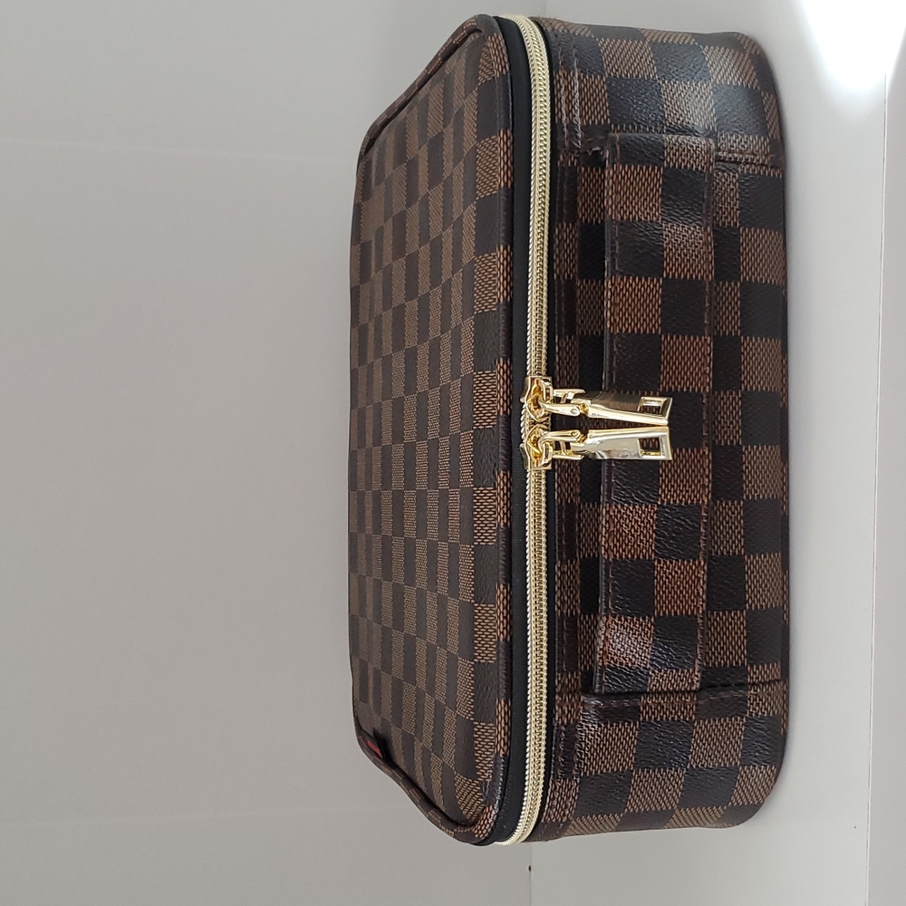 Brown Checkered Makeup Bag NWOT Adjustable Compartment - Picture 7 of 16